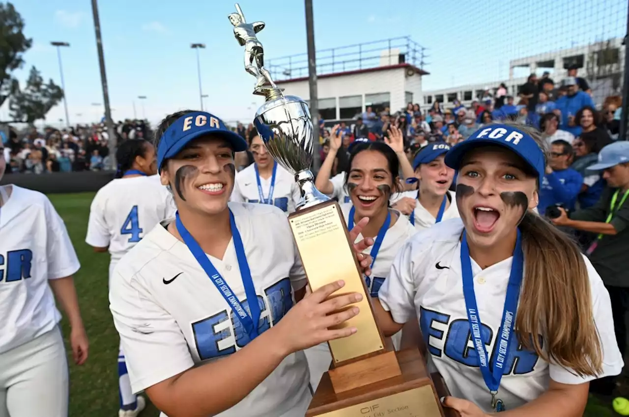 El Camino Real softball rallies to beat Kennedy, claims program’s 18th City title