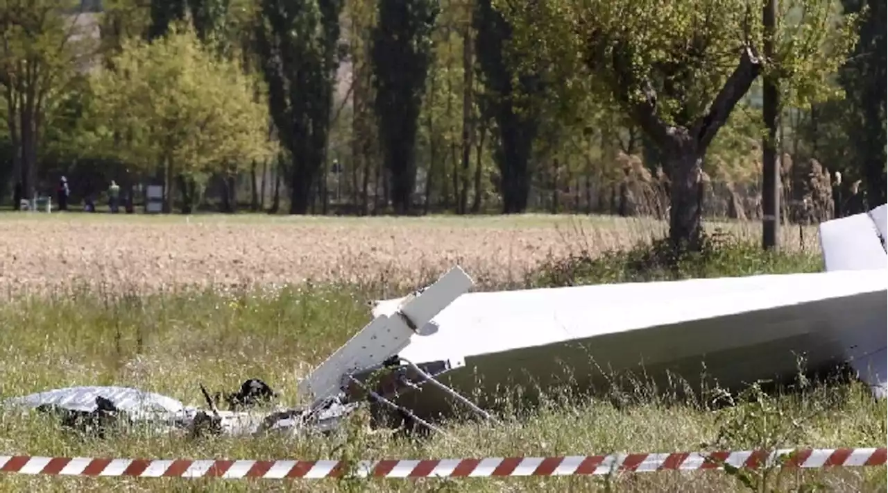 Collisione in volo tra ultraleggeri, due morti a Trani