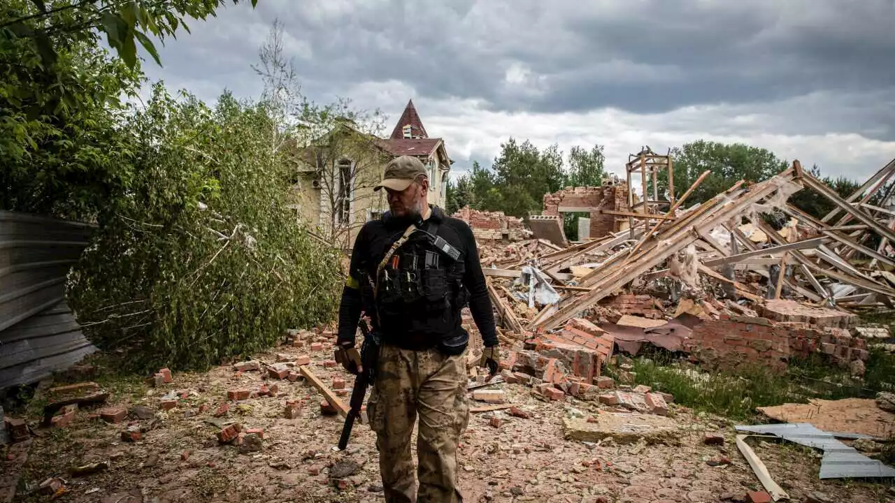 No ceasefire or concessions, Ukraine warns Russia, as fighting intensifies in Donbas