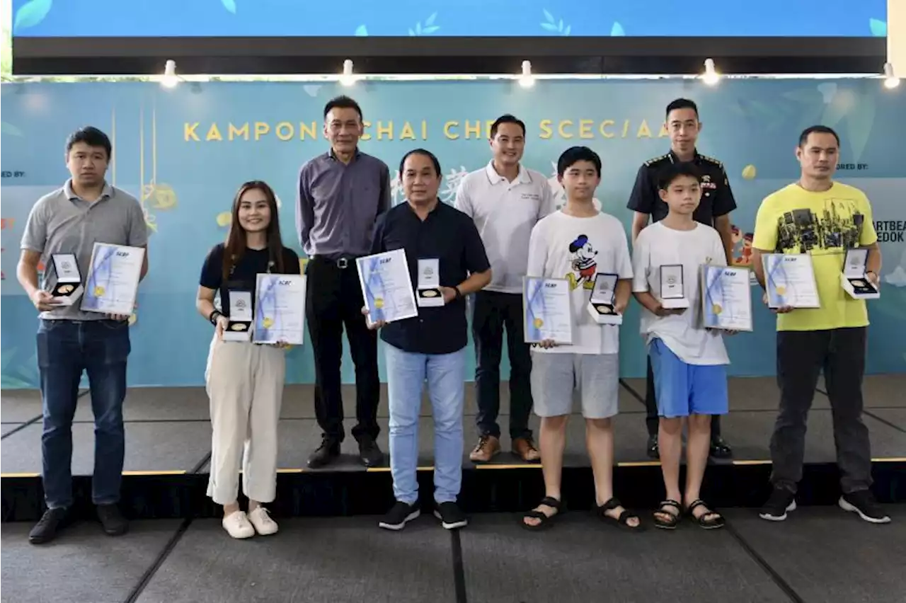 Man tells of attempt to save victims in fatal Bedok North fire as six residents get SCDF award