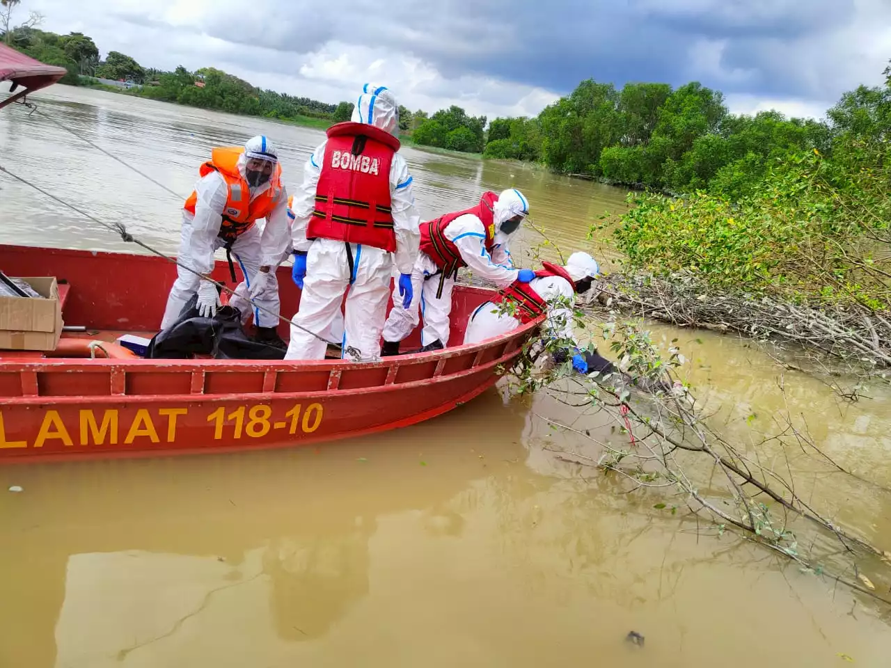 Lelaki terjun Jambatan Banting ditemukan lemas