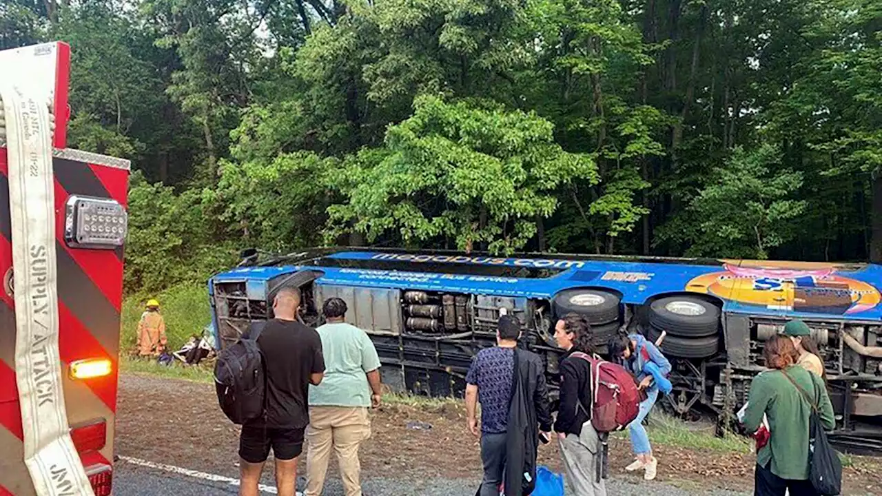 27 suffer minor injuries after bus rolls on I-95 in Maryland