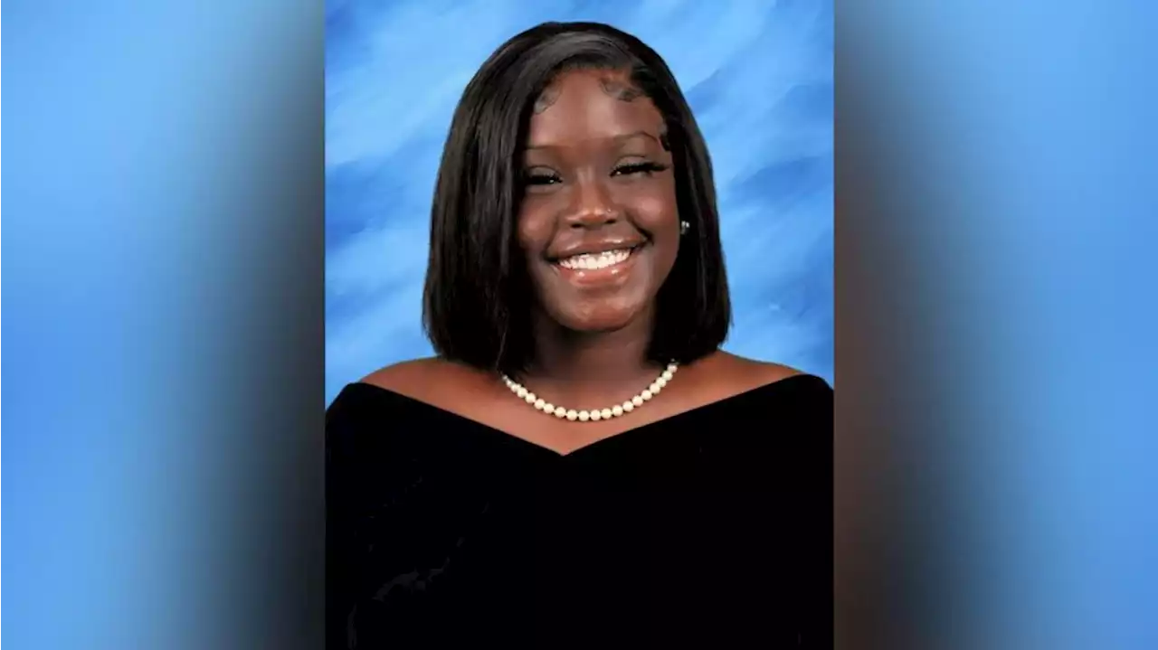 High school student allegedly killed by father to be awarded posthumous degree