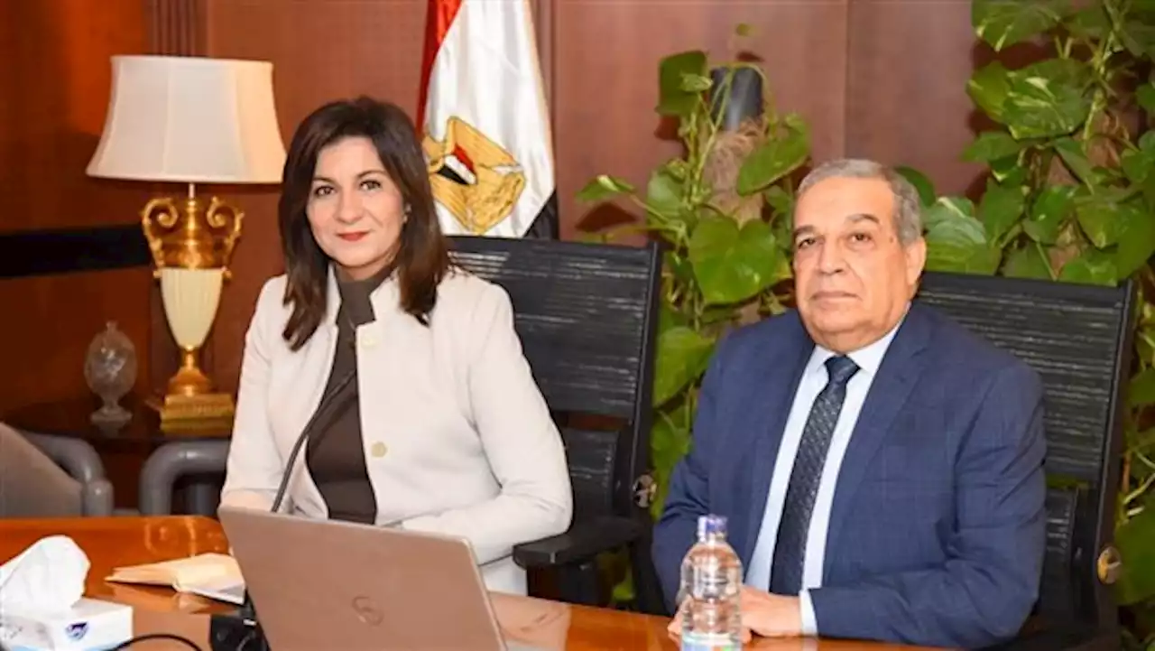 وزيرا الهجرة والإنتاج الحربي يعقدان اجتماعا تنسيقيا مع خبراء «مصر تستطيع»