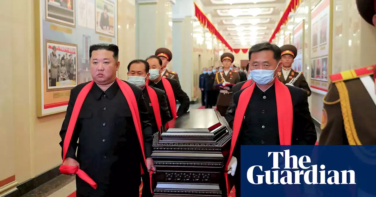 Kim Jong-un buries mentor amid North Korea Covid crisis