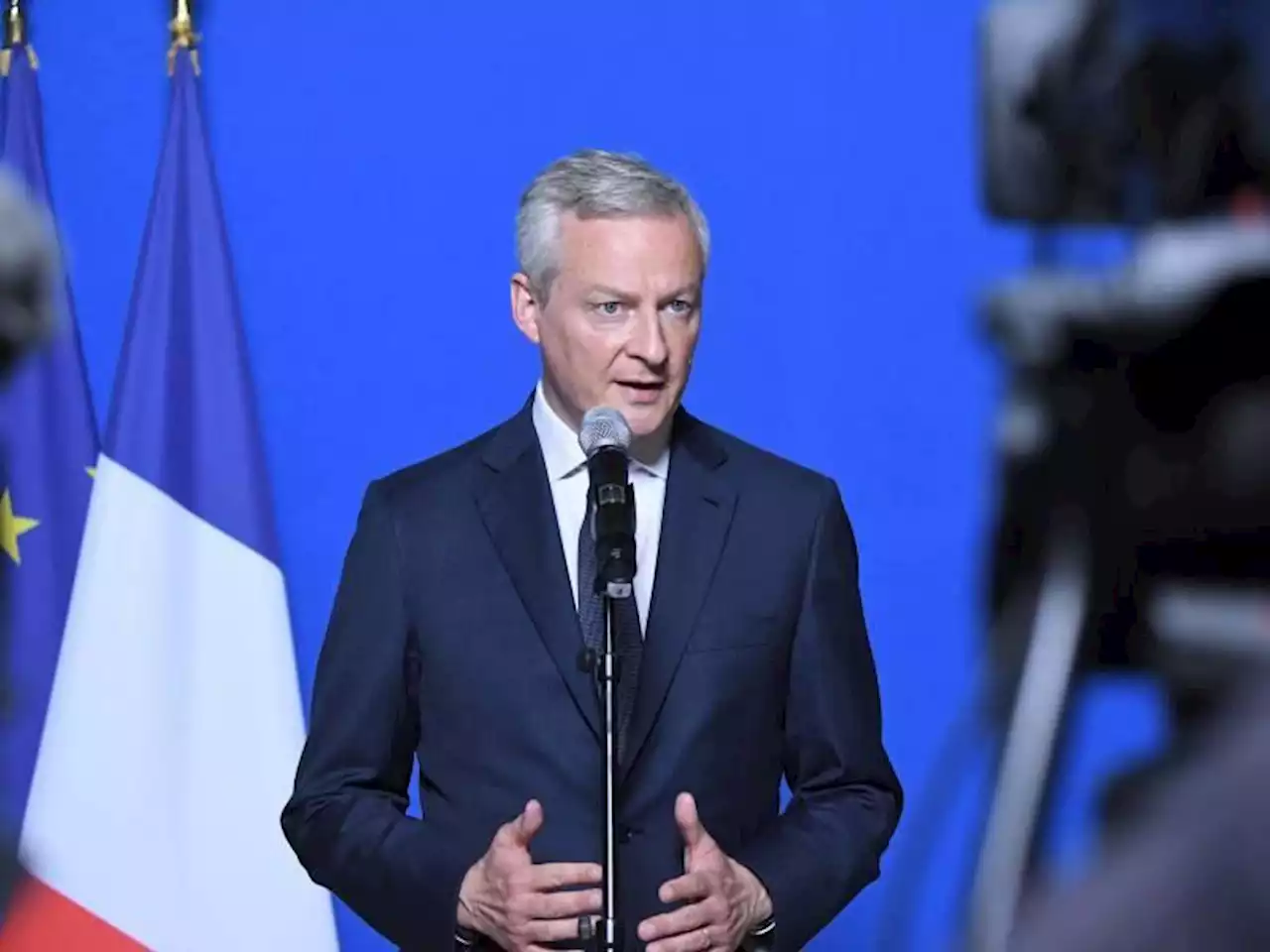 Bruno Le Maire appelle les entreprises qui le peuvent à augmenter les salaires, les patrons prudents