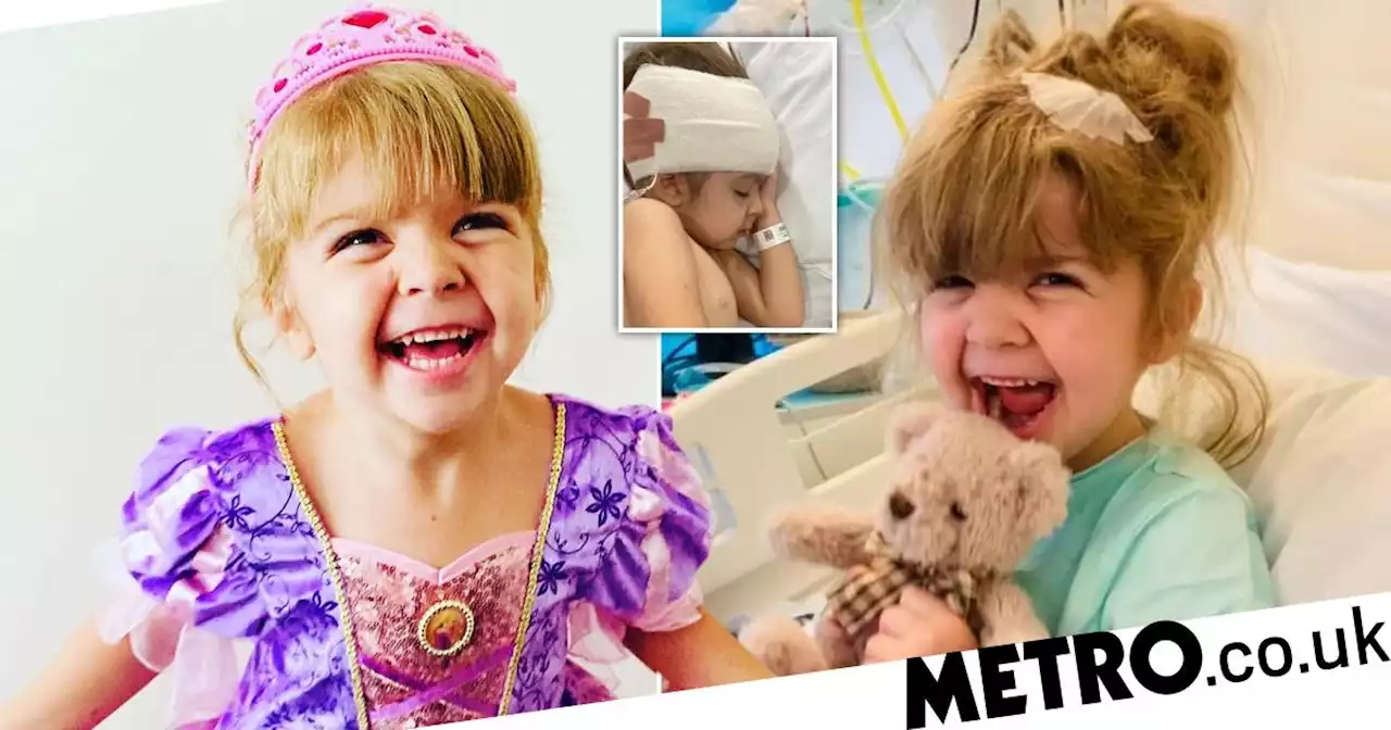 Blind girl astonishes doctors after regaining sight and 'curing herself'