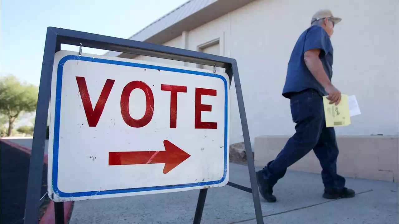 Judge: Challenge to Arizona voting list change likely to advance