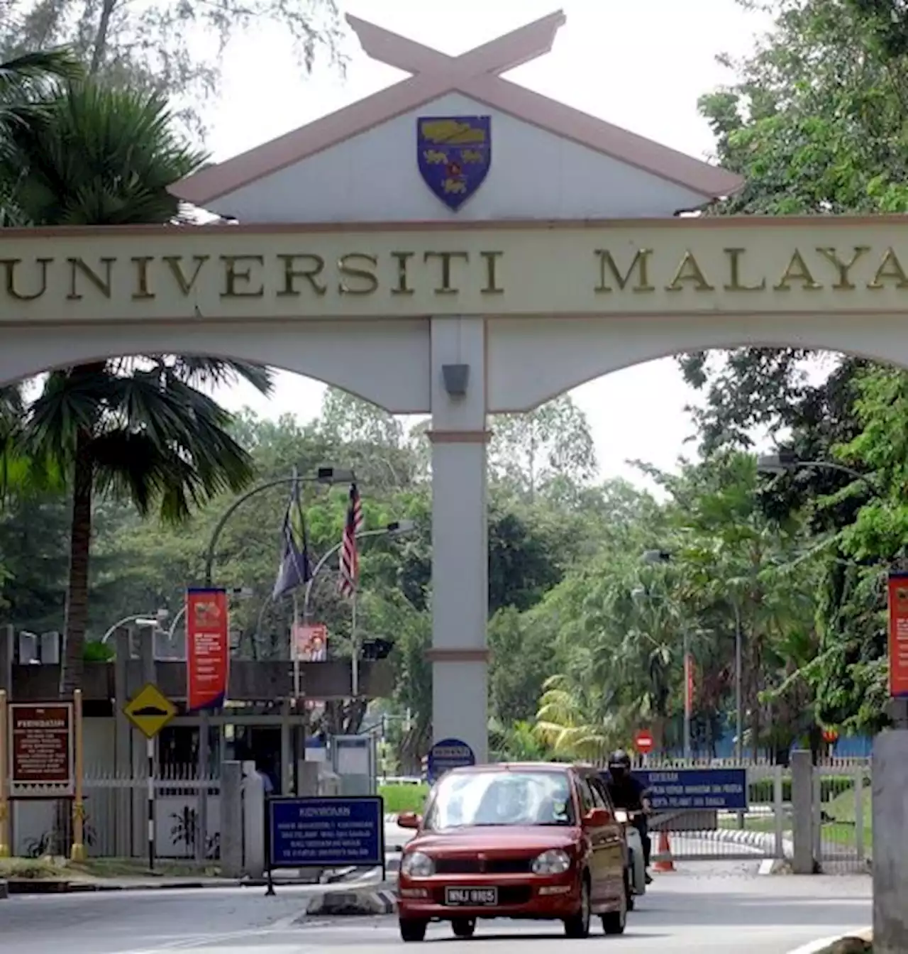 Jadikan bahasa Melayu sebagai bahasa pengantar di universiti