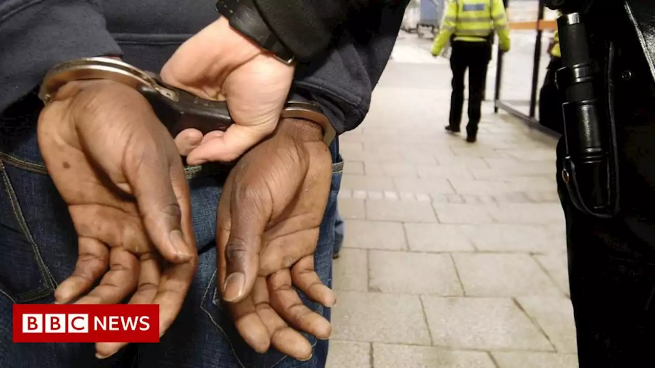 Police in England and Wales to get anti-racism training