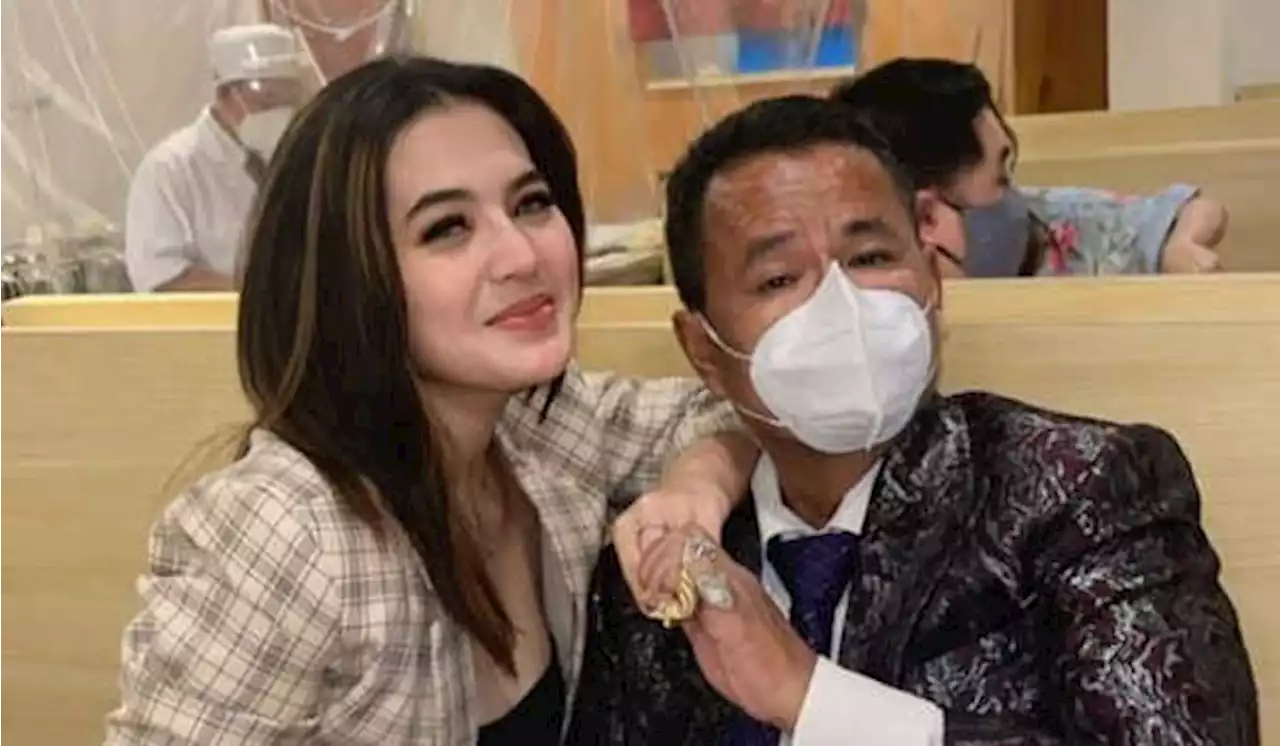 Hotman Paris Ungkap Iqlima Kim Cemburu dengan Aspri Lain