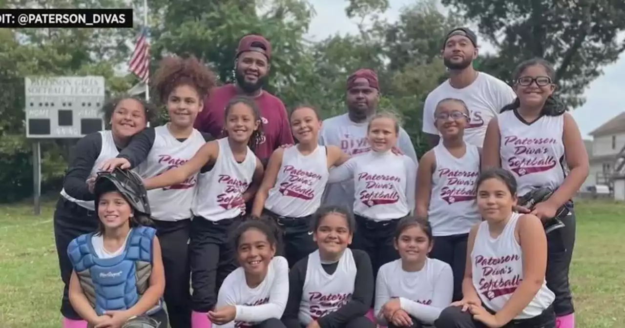 Paterson Divas youth softball team raising money to compete in Puerto Rico tournament