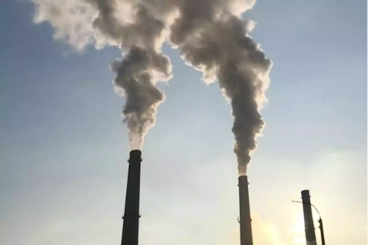 Sanction countries not reducing carbon emissions – Duterte