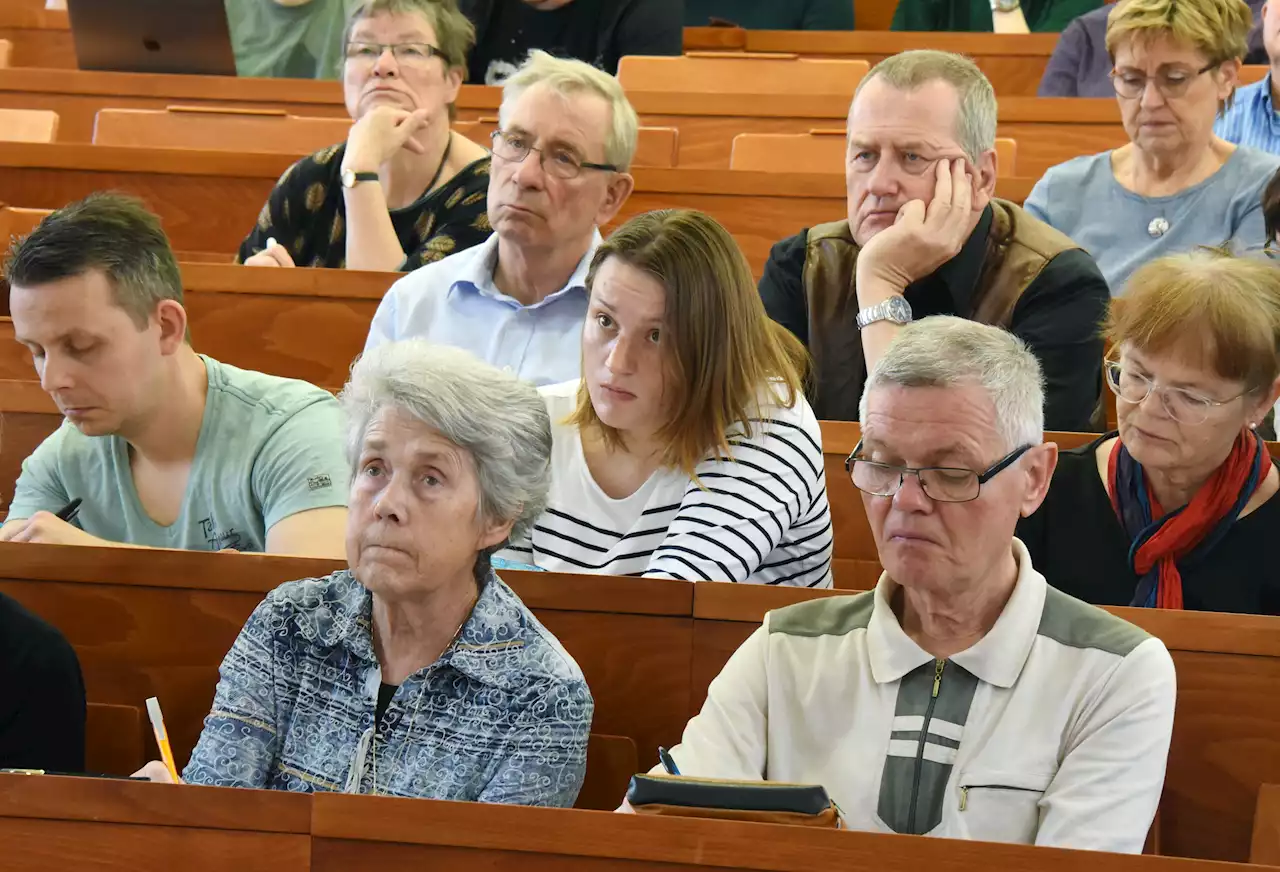 Wieder mehr Gasthörer - Zahl bleibt unter Vor-Corona-Niveau