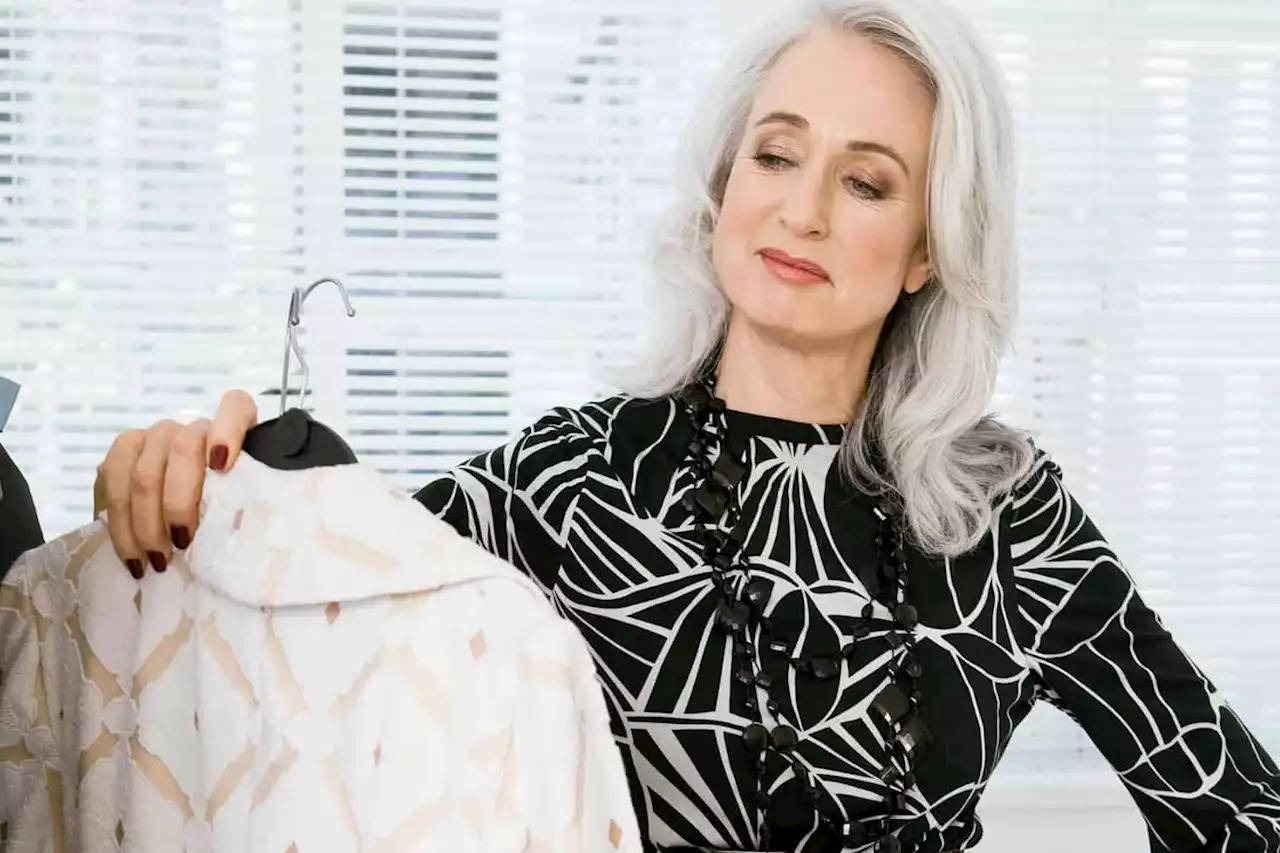 Style Tips Every Woman Should Learn in Her 50s to be Fashion Ready in 2022