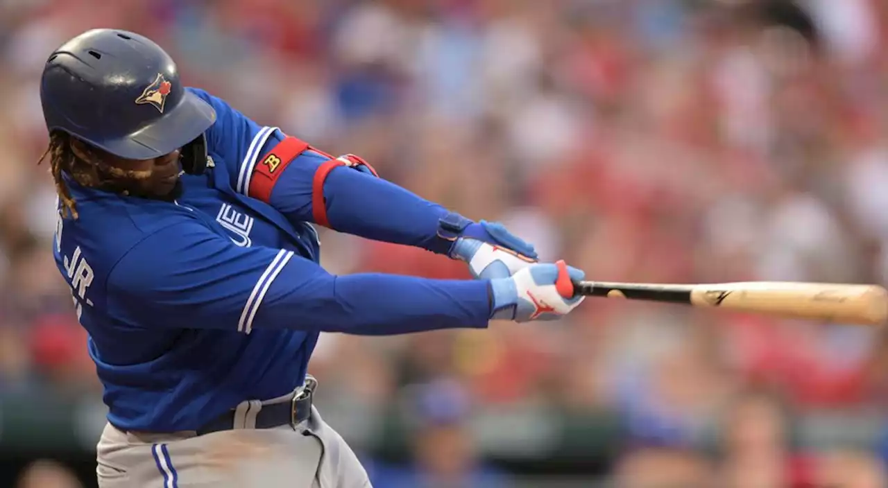 Blue Jays' offensive struggles continue in walk-off loss to Cardinals