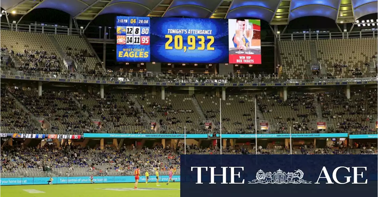 AFL crowds slump to lowest levels in 26 years, excluding COVID seasons