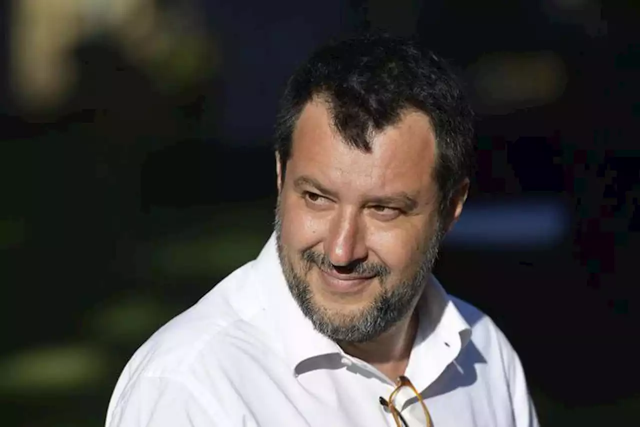 Salvini: 'Non vedo partiti unici di centrodestra, affetto per Berlusconi'