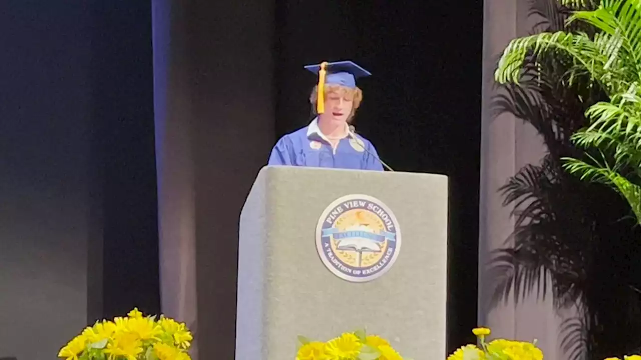 A Florida class president couldn't discuss being gay in high school graduation speech -- so he talked about his curly hair