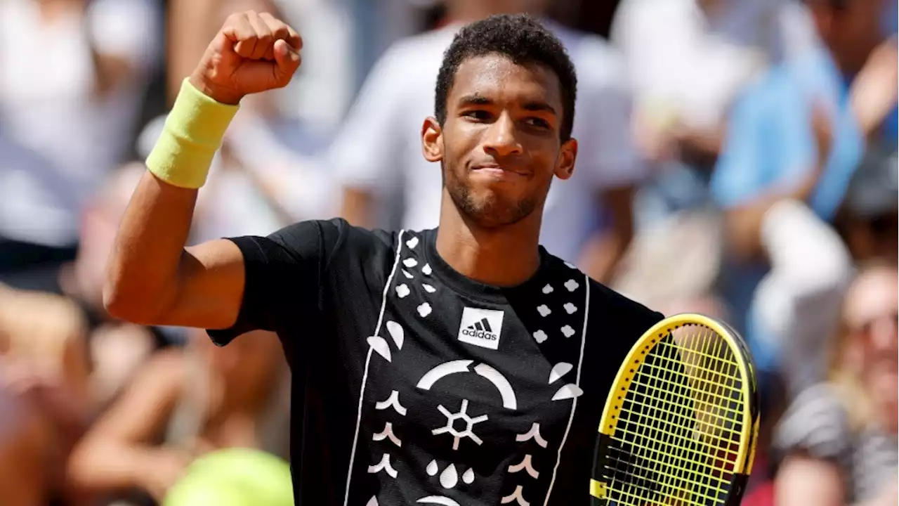 Canadians Auger-Aliassime, Fernandez advance to third round at French Open