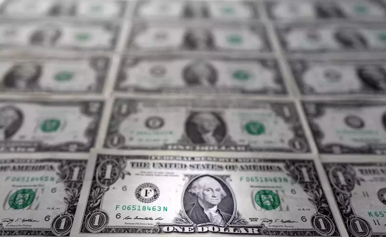 Dólar sobe e Bolsa cai, com ata do BC americano e projeto sobre ICMS no foco