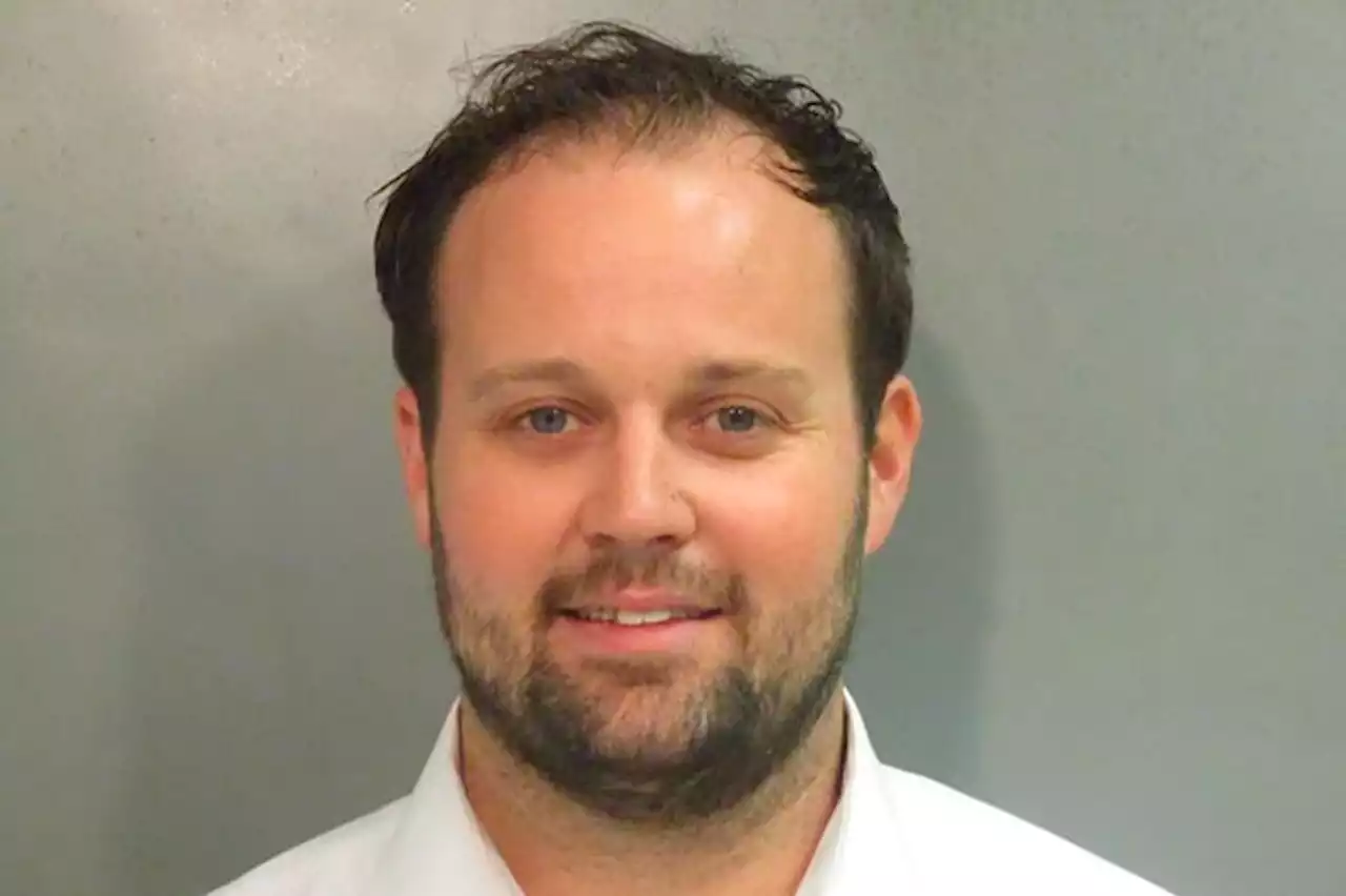 Ex-reality star Josh Duggar to be sentenced for child porn