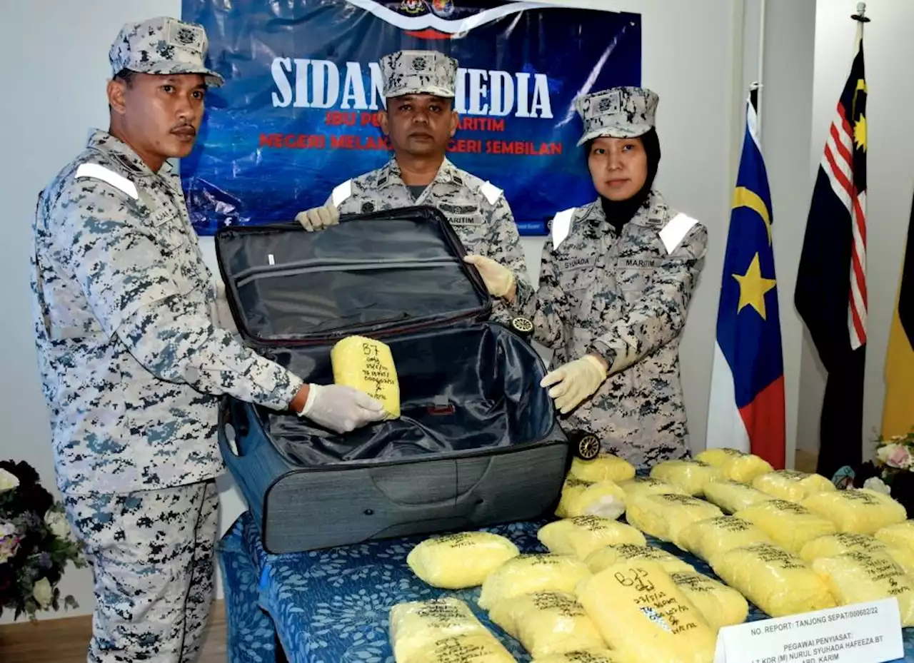 MMEA foils attempt to smuggle drugs worth RM1.04m in Selangor waters