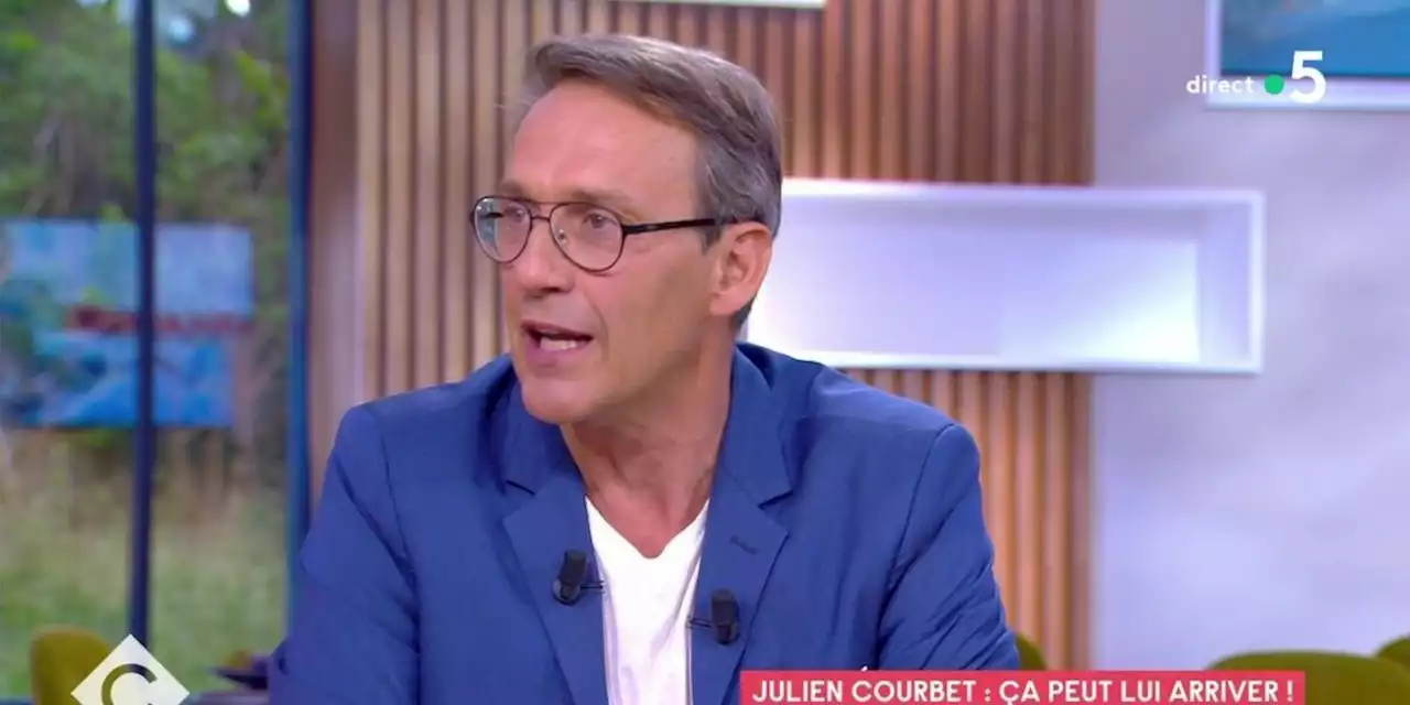 'Elle a bien changé !' : Anne-Elisabeth Lemoine moquée par Julien Courbet après un geste tendancieux dans C à vous (VIDEO)