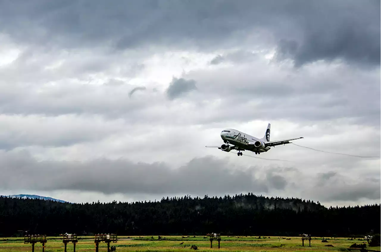 Flying to the Lower 48 this summer? It’ll cost you. A lot. - Alaska Public Media