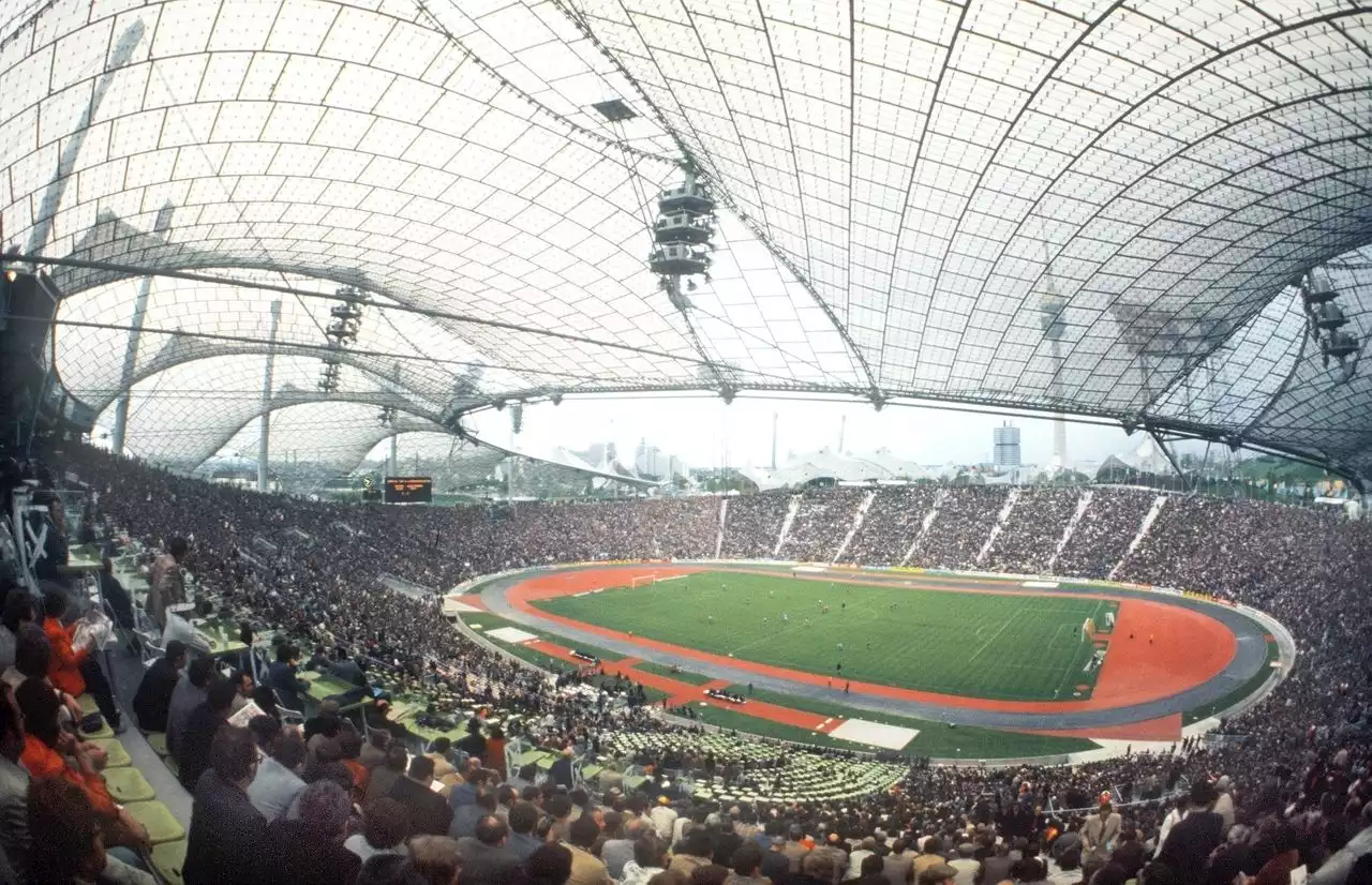 Vor 50 Jahren: Erstes Fußballspiel im Olympiastadion