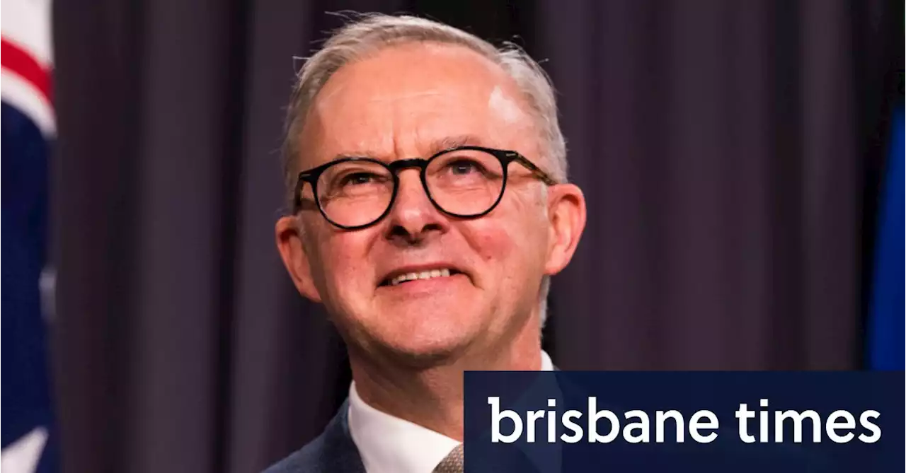 Albanese calls national cabinet meeting, states push new PM on health system crisis
