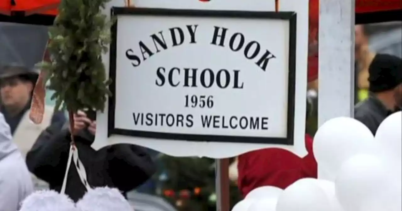 Parents of victims of Sandy Hook Elementary School shooting struggling with massacre in Uvalde, Texas