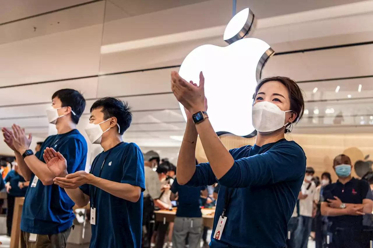 Apple is raising the pay of its corporate and retail staff | Engadget