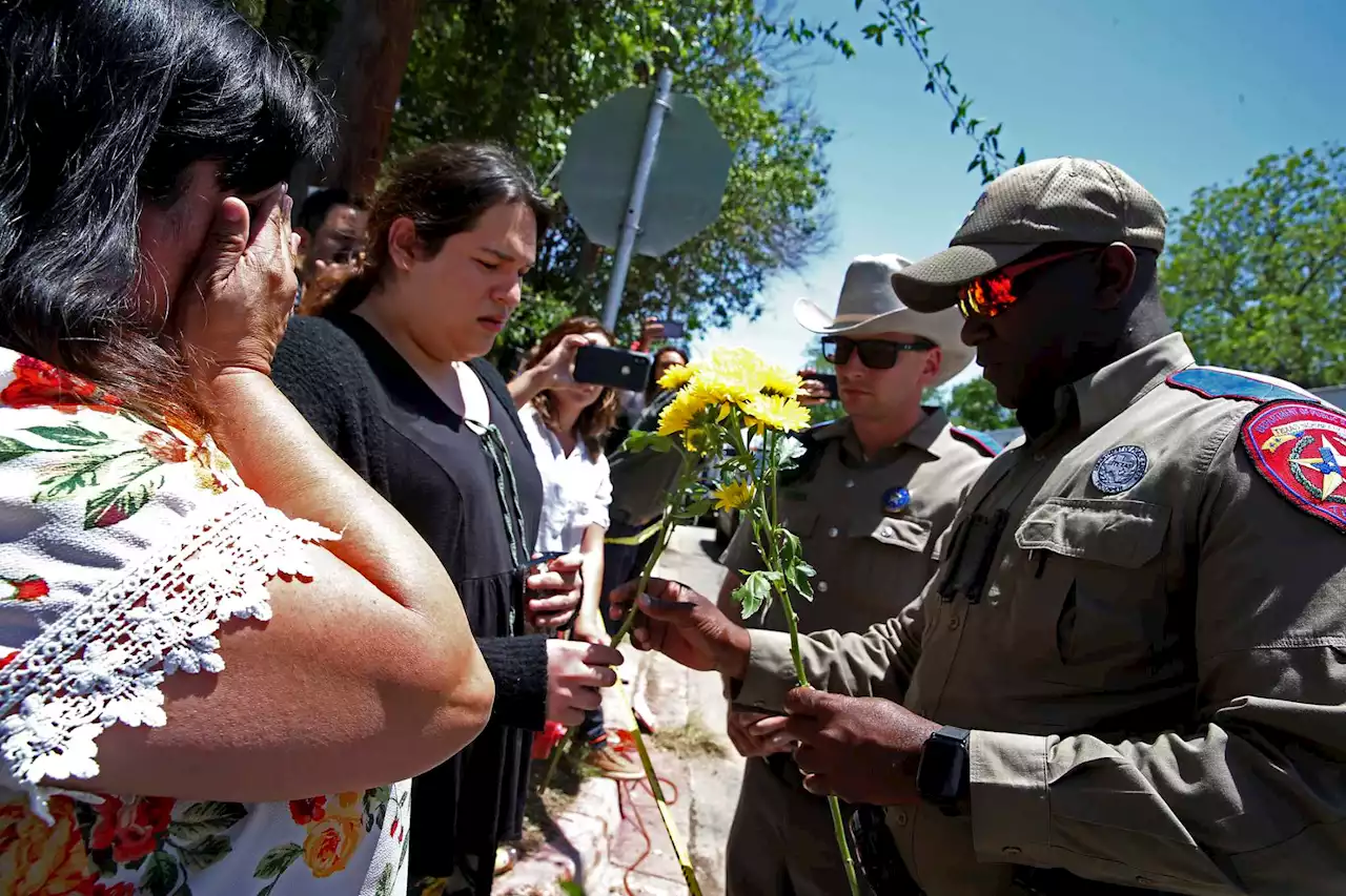 Grieving Uvalde responds to unspeakable violence with acts of kindness