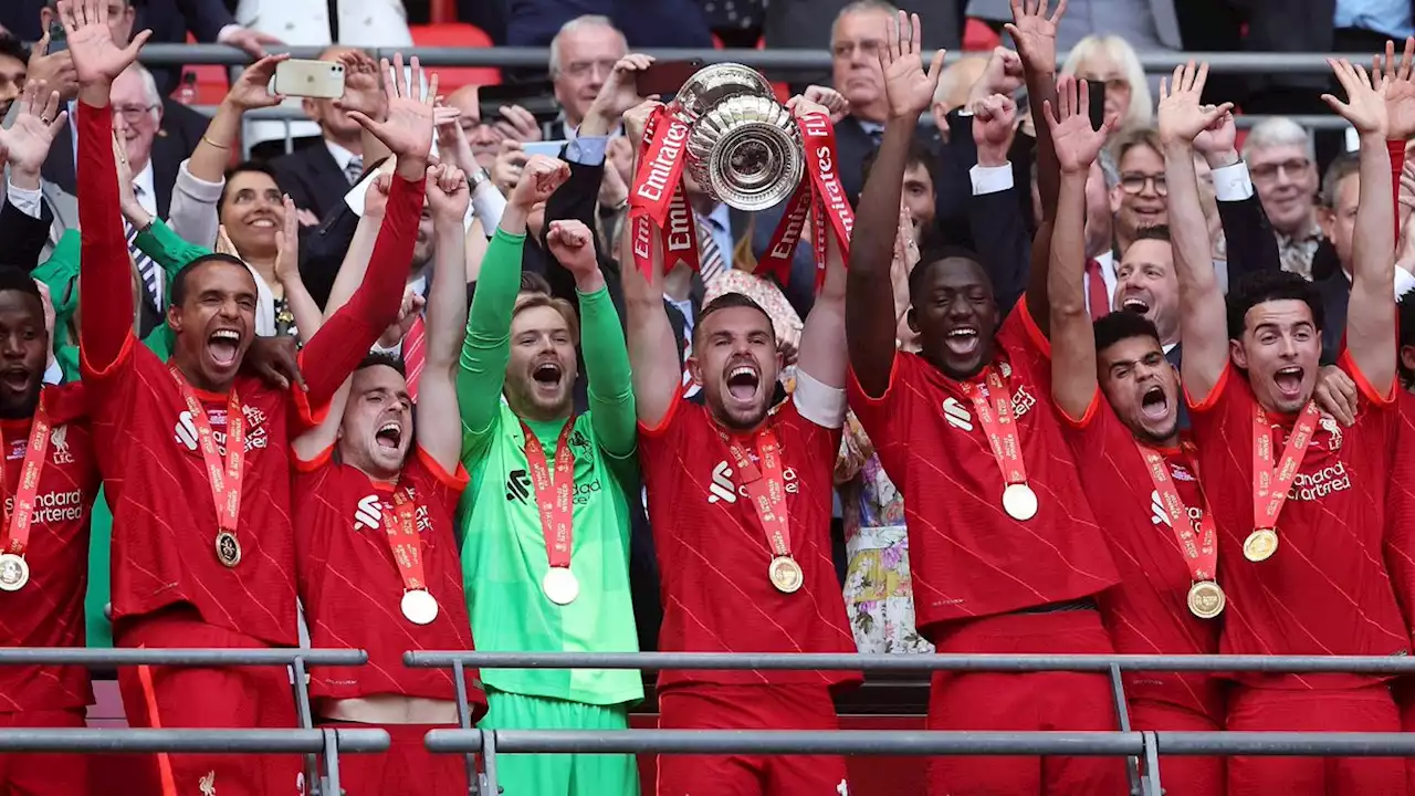 Bila Dikalahkan Real Madrid, Liverpool Tetap Gelar Parade Bus Terbuka