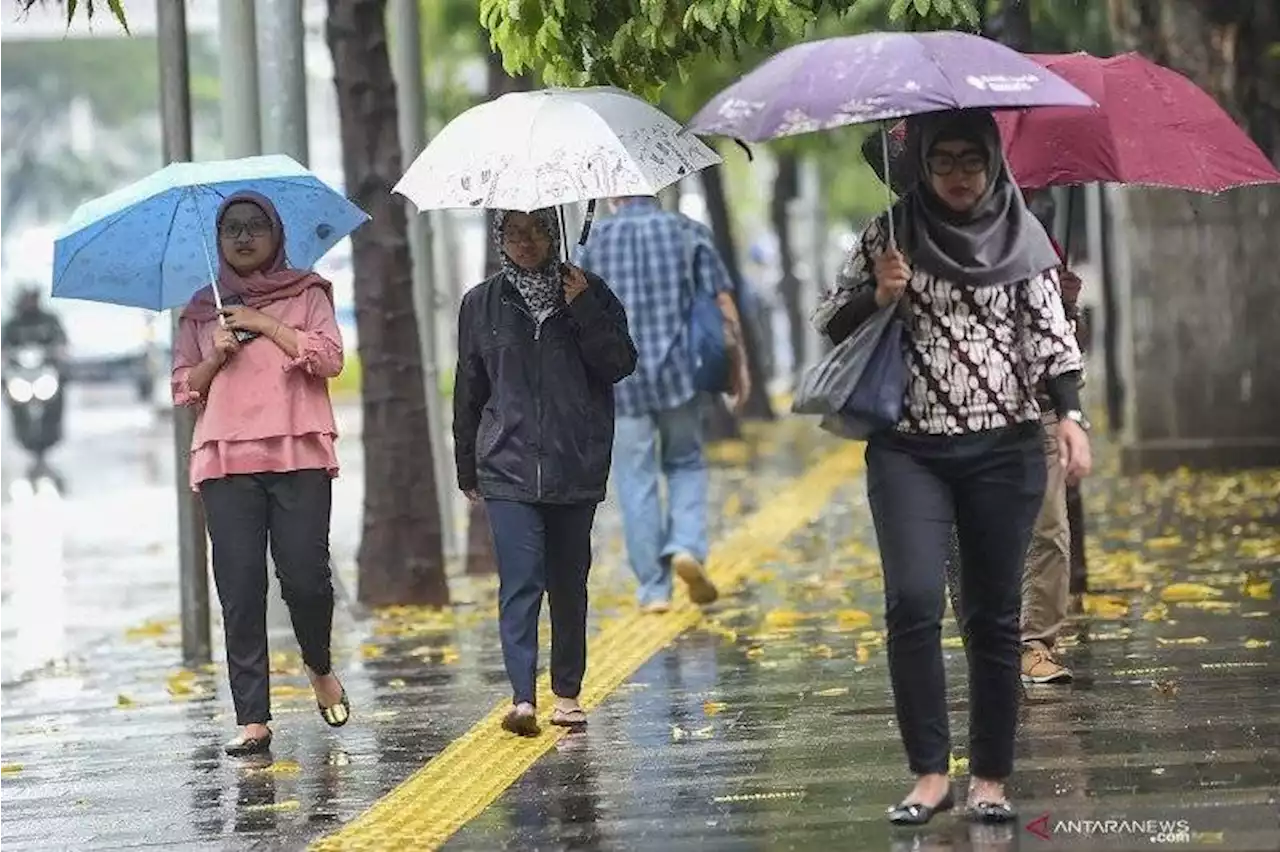 Cuaca Semarang Raya: Grobogan Berpotensi Berawan, Demak Hujan Ringan