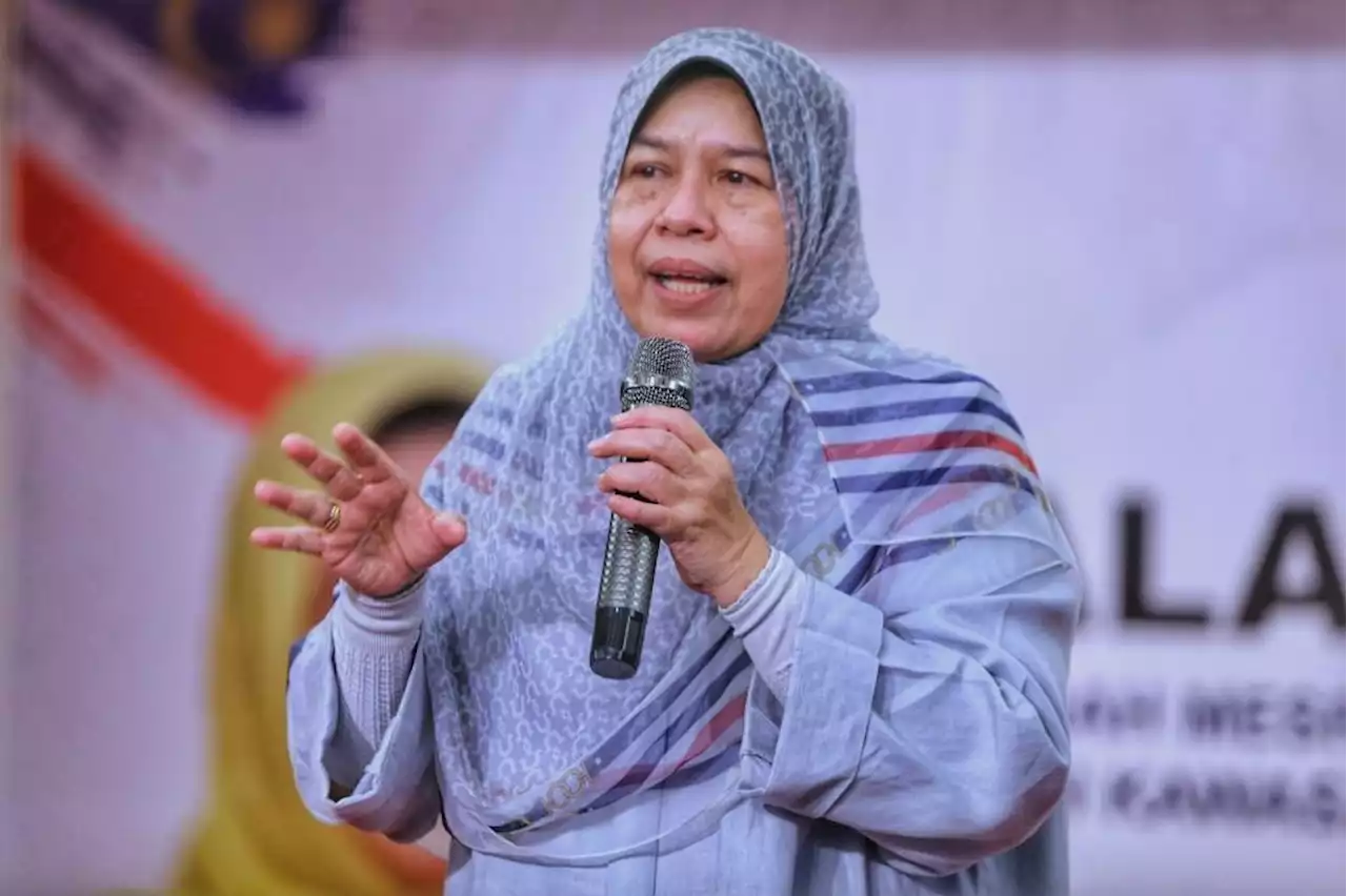 Zuraida quits Bersatu for PBM, to talk to PM about resigning as minister