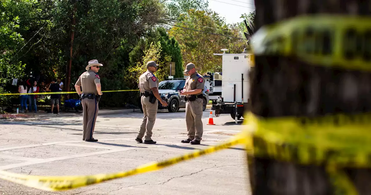 A teacher in Uvalde, Texas, describes ‘the longest 35 minutes of my life’