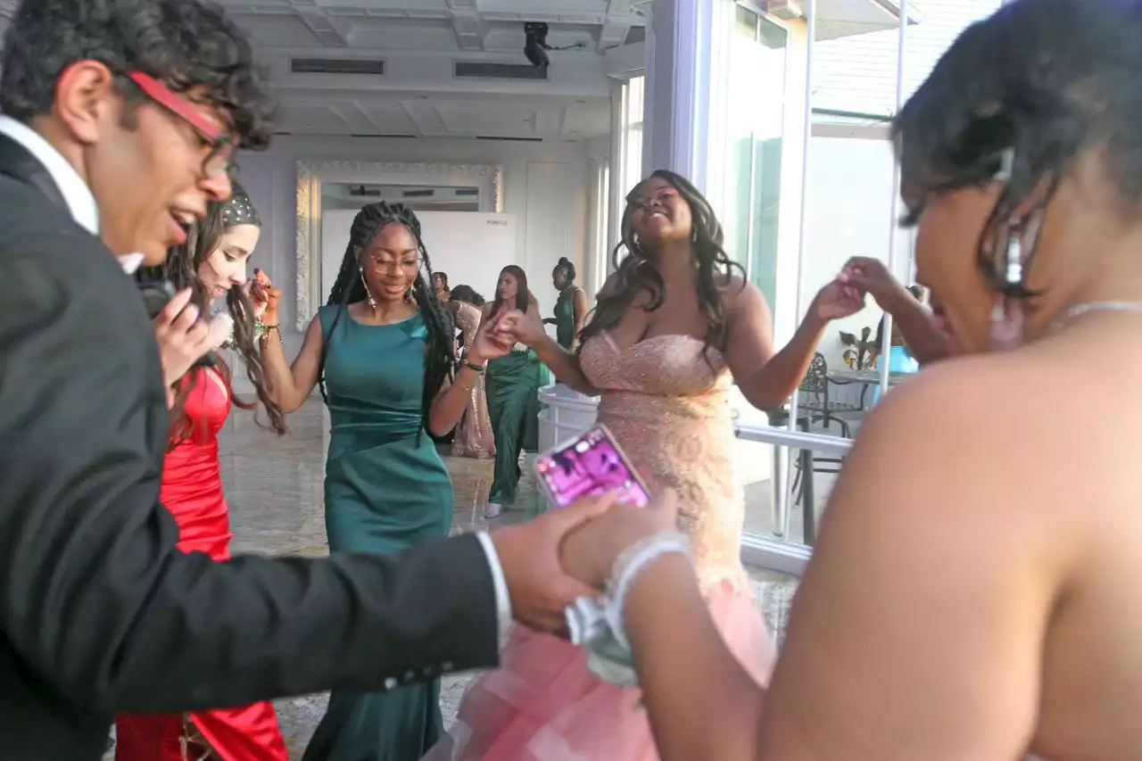 Hillside High School prom 2022 (PHOTOS)