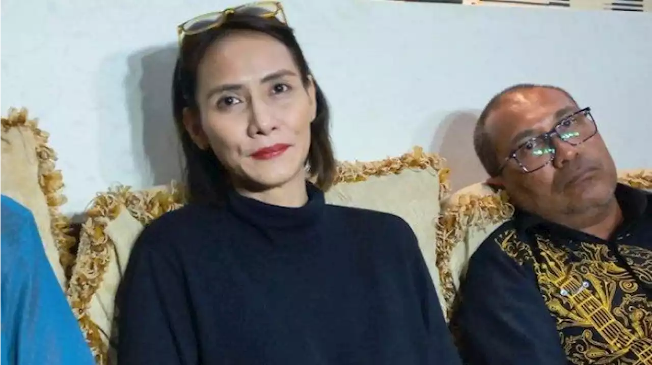 Dihujat Warganet karena Hubungan Masa Lalu dengan Rezky Adhitya, Wenny Ariani Bereaksi - Tribunnews.com