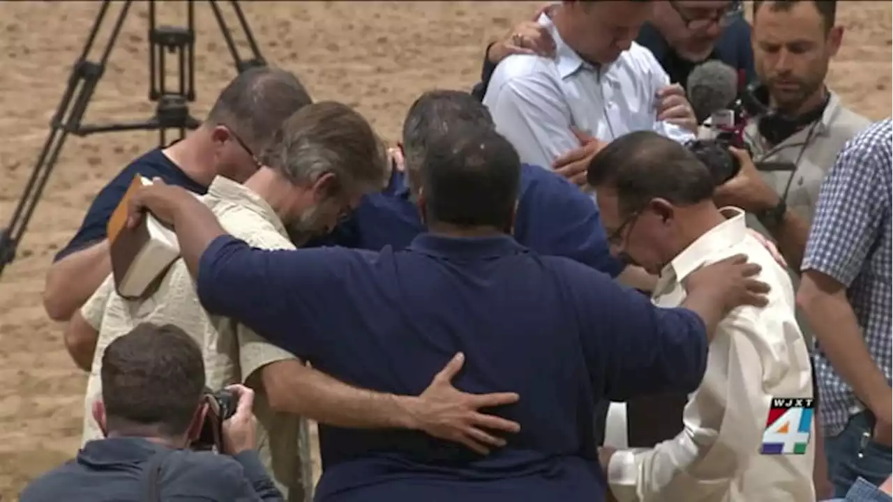 Prayers, tears at vigil for Texas shooting victims