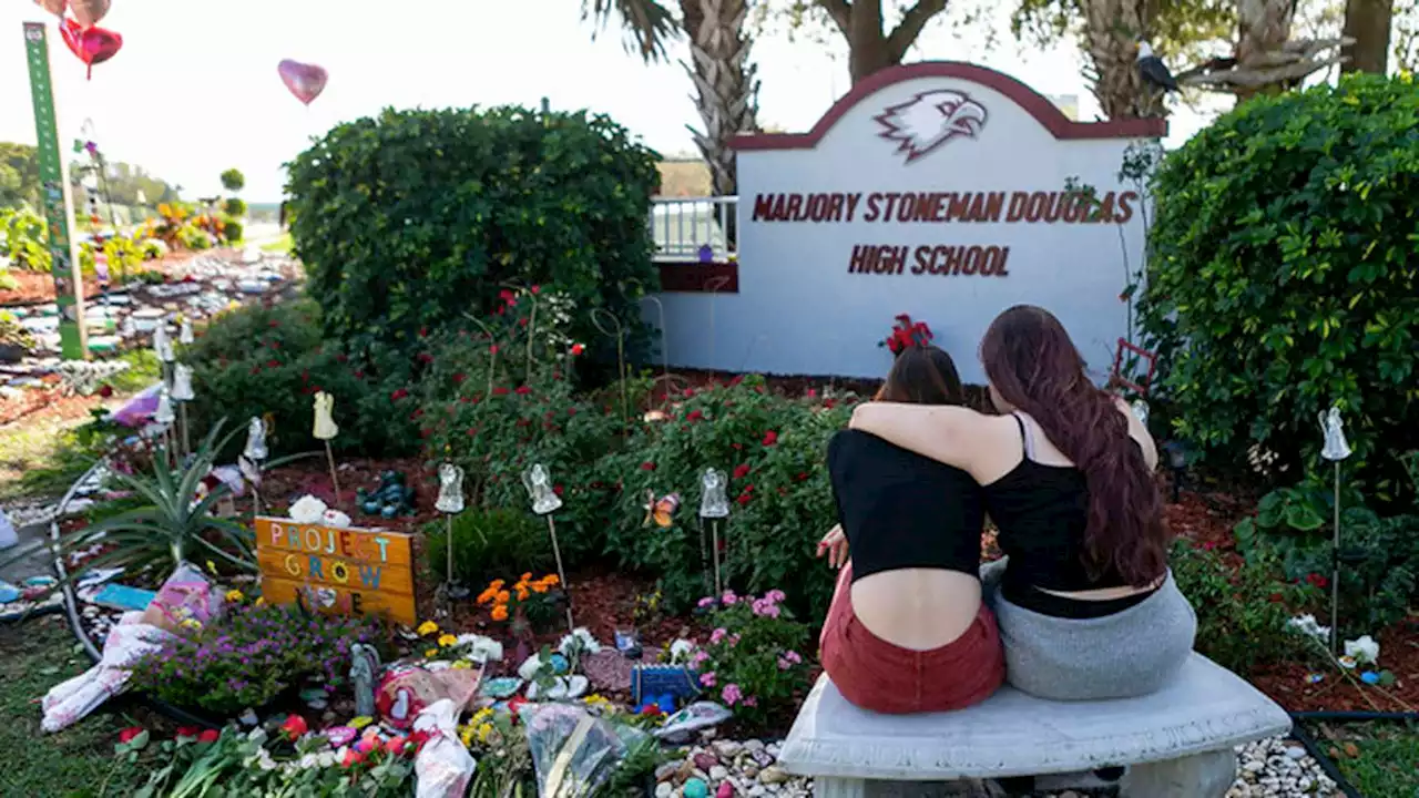 Parkland school shooting survivors react to deadly Texas school shooting: 'Not again'