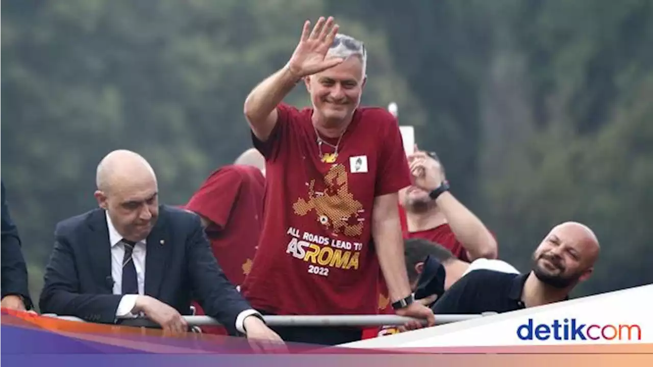 Roma Juara Conference League, Mourinho Dibuatkan Mural ala Romawi