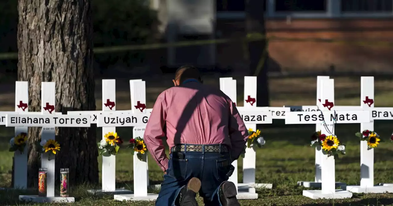 LIVE: Police hold briefing on Texas school shooting