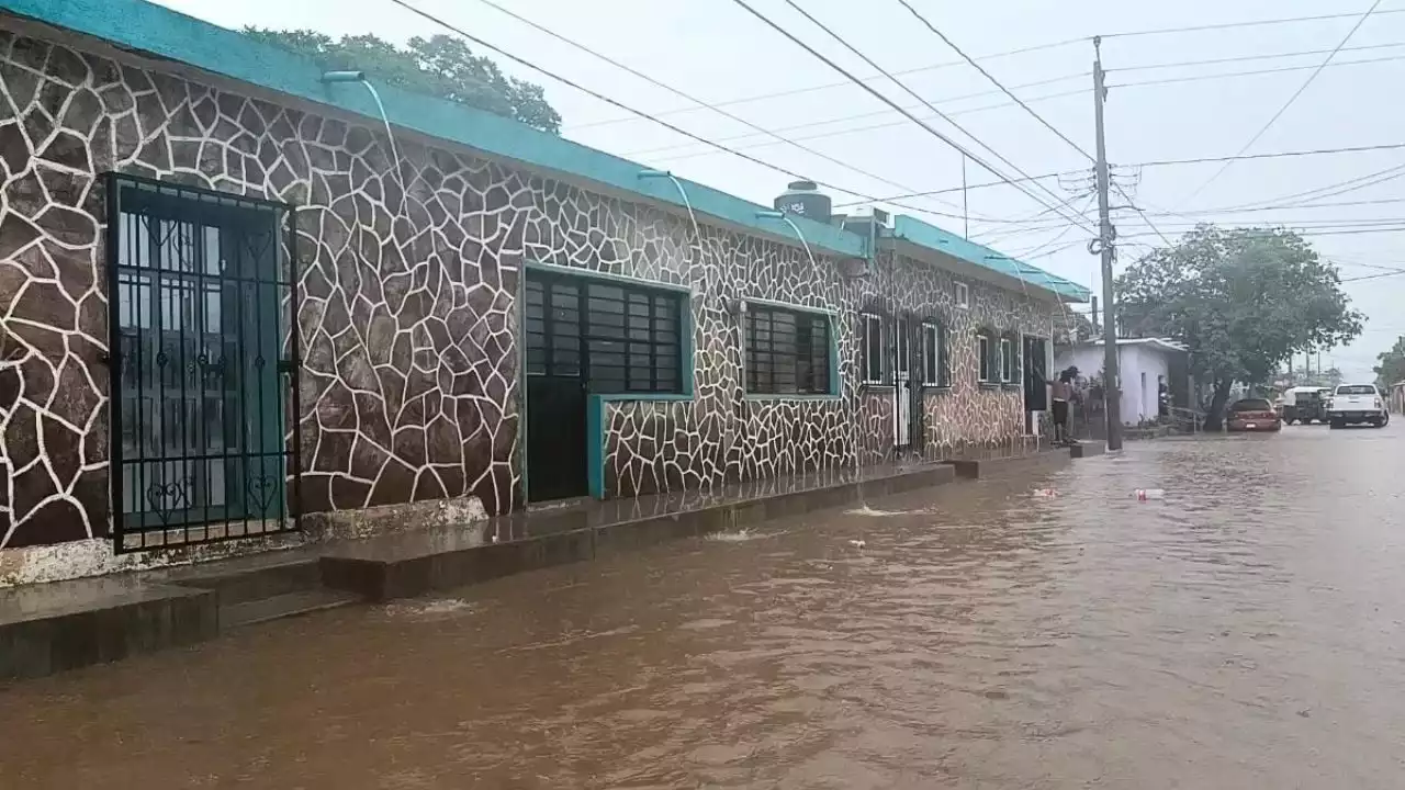 Primeras lluvias dejan primeras afectaciones en Oaxaca