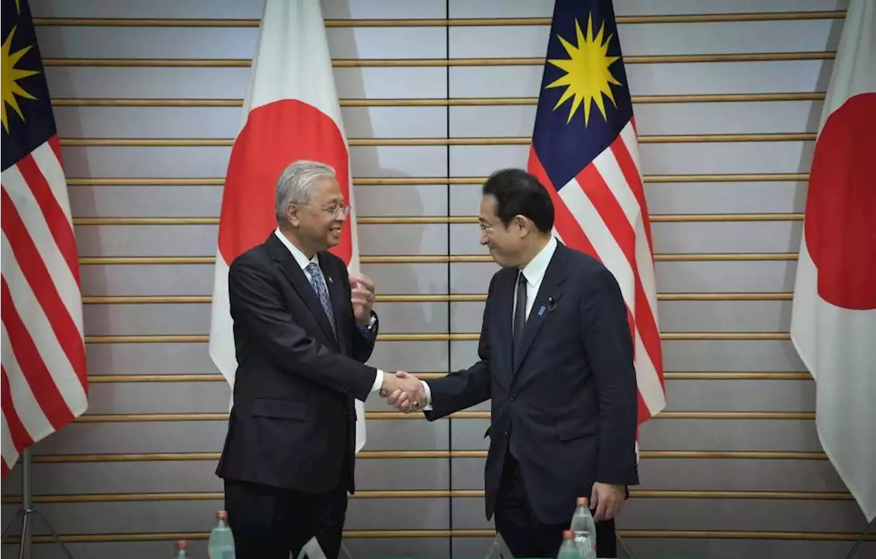 PM Ismail Sabri meets Japanese counterpart Kishida, proposes upgrading ties