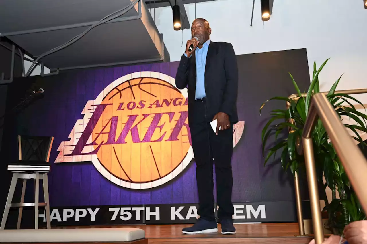 James Worthy rips modern NBA players over fundamentals and maturity