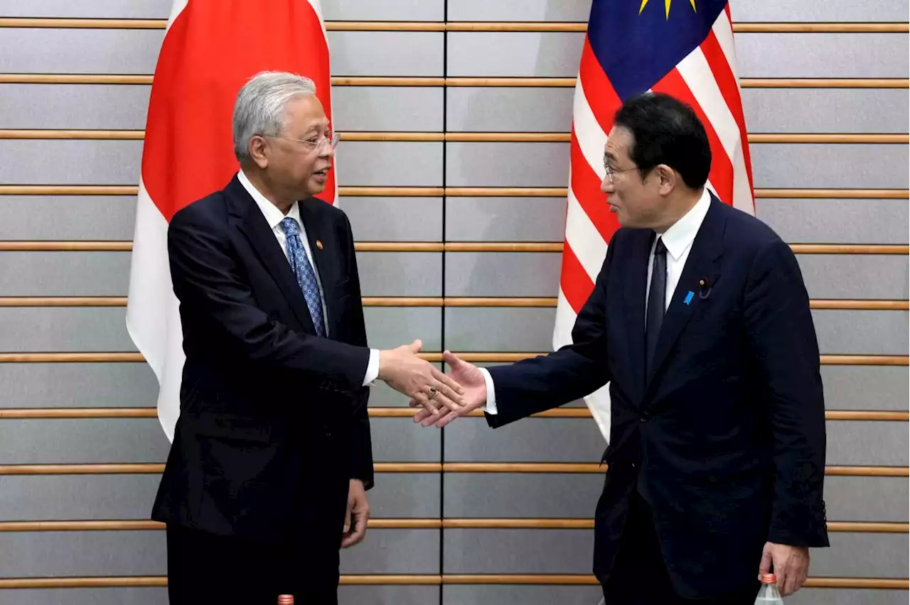 Ismail Sabri meets Japanese counterpart, proposes upgrading ties