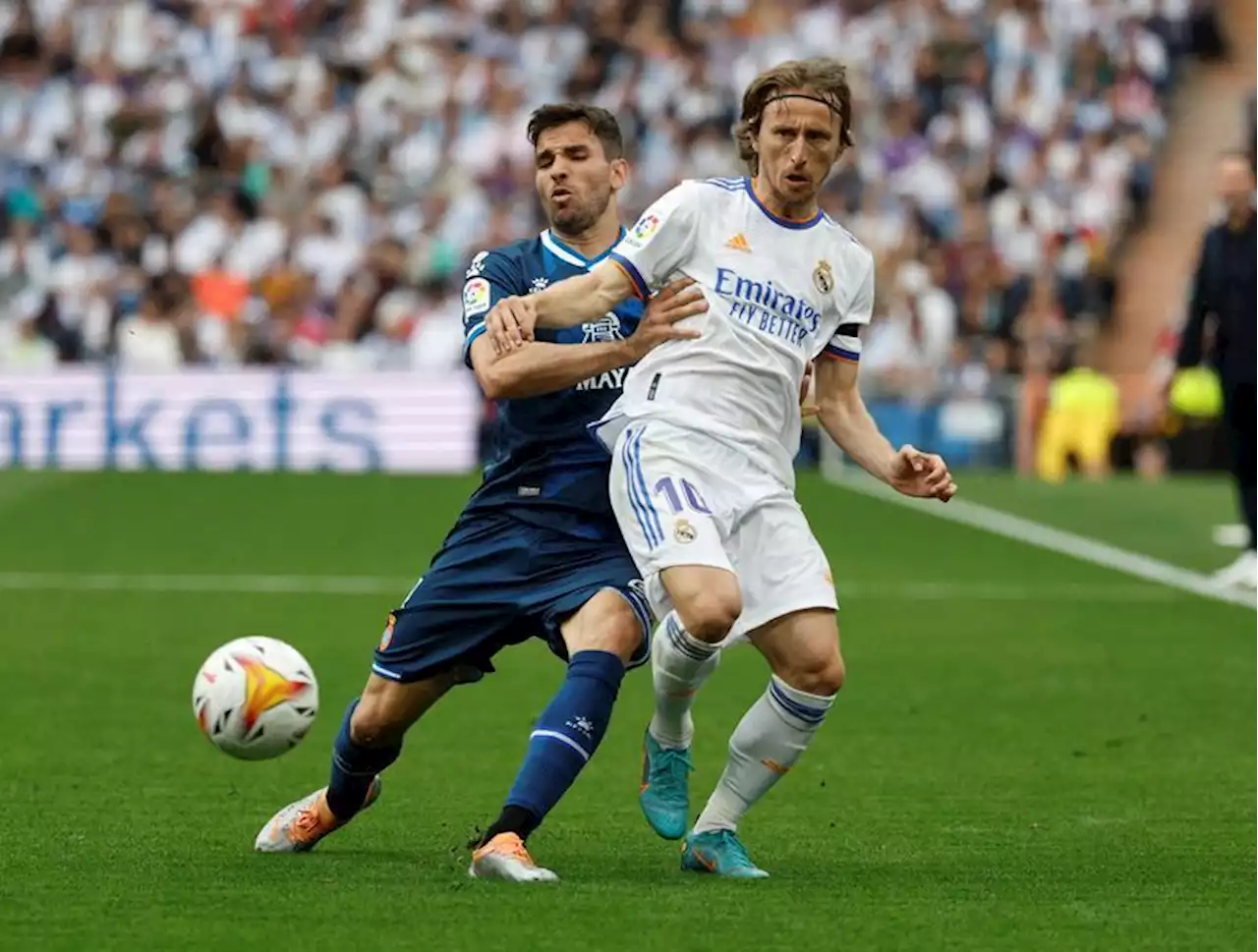 Soccer-Real have more experience but no favourite in final, says Modric