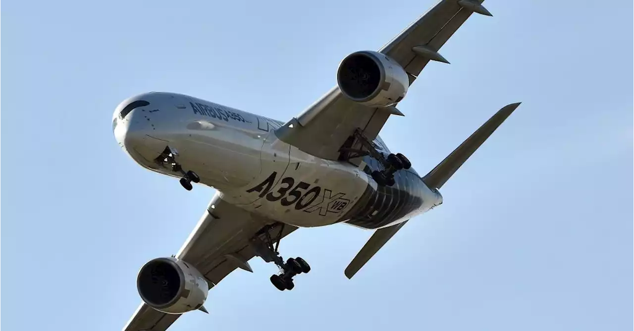 Guerre en Ukraine: la Chine ferme son espace aérien aux Boeing et Airbus russes